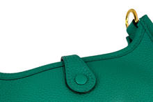 Load image into Gallery viewer, Hermes sac Evelyne 16 amazone jade vert