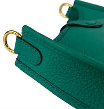 Load image into Gallery viewer, Hermes sac Evelyne 16 amazone jade vert