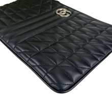 Load image into Gallery viewer, Gucci GG marmont quilted pouch black / silver