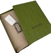 Load image into Gallery viewer, Gucci GG marmont quilted pouch black / silver