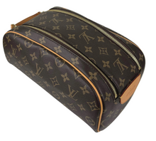 Load image into Gallery viewer, Louis Vuitton toiletry king size