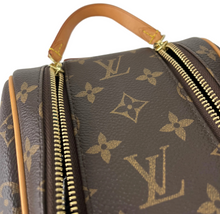 Load image into Gallery viewer, Louis Vuitton toiletry king size