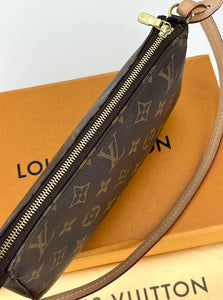 Louis Vuitton pochette accessories in monogram