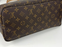 Load image into Gallery viewer, Louis Vuitton neverfull MM in monogram