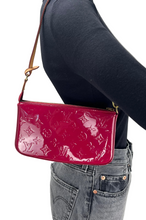 Load image into Gallery viewer, Louis Vuitton pochette accessories vernis monogram