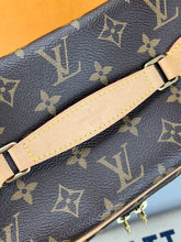 Load image into Gallery viewer, Louis Vuitton nice BB