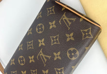 Load image into Gallery viewer, Louis Vuitton monogram recital bag