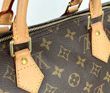 Load image into Gallery viewer, Louis Vuitton speedy 35 in monogram