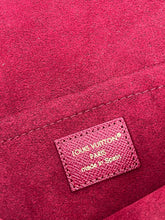Load image into Gallery viewer, Louis Vuitton pochette felicie in monogram canvas