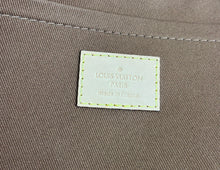 Load image into Gallery viewer, Louis Vuitton Etui Voyage MM