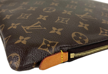 Load image into Gallery viewer, Louis Vuitton Etui Voyage MM