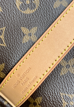 Load image into Gallery viewer, Louis Vuitton keepall bandouliere 55 in monogram