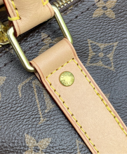 Load image into Gallery viewer, Louis Vuitton keepall bandouliere 55 in monogram