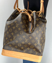 Load image into Gallery viewer, Louis Vuitton noe GM in monogram