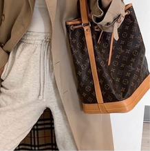 Load image into Gallery viewer, Louis Vuitton noe GM in monogram