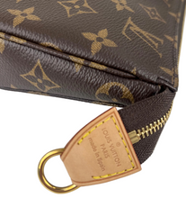 Load image into Gallery viewer, Louis Vuitton pochette accessories in monogram