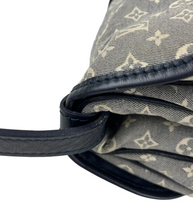 Load image into Gallery viewer, Louis Vuitton saumur monogram idylle PM