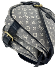 Load image into Gallery viewer, Louis Vuitton saumur monogram idylle PM