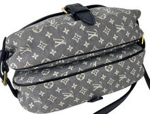 Load image into Gallery viewer, Louis Vuitton saumur monogram idylle PM