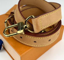 Load image into Gallery viewer, Louis Vuitton adjustable bandouliere strap