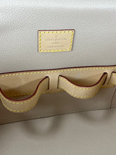 Load image into Gallery viewer, Louis Vuitton nice vanity with strap
