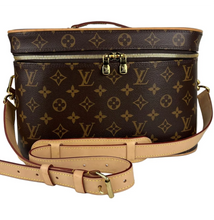 Load image into Gallery viewer, Louis Vuitton nice vanity with strap