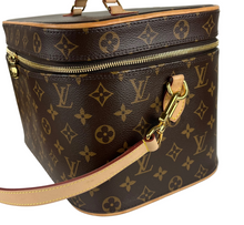 Load image into Gallery viewer, Louis Vuitton nice vanity with strap