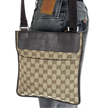Load image into Gallery viewer, Gucci GG ebony pocket crossbody