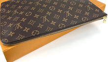 Load image into Gallery viewer, Louis Vuitton Etui Voyage MM