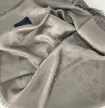 Load image into Gallery viewer, Louis Vuitton classique monogram shawl in verone