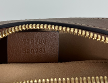 Load image into Gallery viewer, Gucci Supreme chain crossbody bag