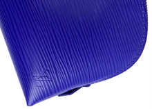 Load image into Gallery viewer, Louis Vuitton cosmetic pouch PM epi figue