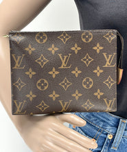 Load image into Gallery viewer, Louis Vuitton toiletry pouch 19