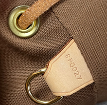 Load image into Gallery viewer, Louis Vuitton montsouris GM backpack