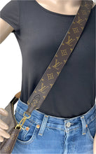 Load image into Gallery viewer, Louis Vuitton bandouliére strap monogram noir