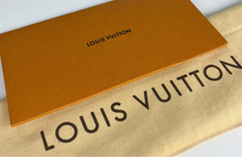 Load image into Gallery viewer, Louis Vuitton pochette accessories in monogram