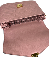 Load image into Gallery viewer, Louis Vuitton pochette metis in empreinte in pink