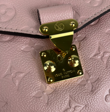 Load image into Gallery viewer, Louis Vuitton pochette metis in empreinte in pink