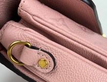 Load image into Gallery viewer, Louis Vuitton pochette metis in empreinte in pink
