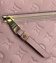 Load image into Gallery viewer, Louis Vuitton pochette metis in empreinte in pink