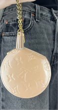 Load image into Gallery viewer, Louis Vuitton vernis monogram purse with tassel