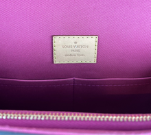 Load image into Gallery viewer, Louis Vuitton cluny BB in monogram