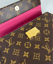 Load image into Gallery viewer, Louis Vuitton cluny BB in monogram