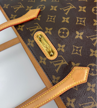Load image into Gallery viewer, Louis Vuitton wilshire GM