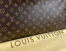 Load image into Gallery viewer, Louis Vuitton wilshire GM