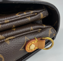 Load image into Gallery viewer, Louis Vuitton pochette metis in monogram