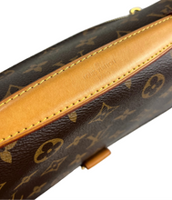 Load image into Gallery viewer, Louis Vuitton pochette metis in monogram