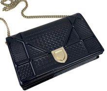 Load image into Gallery viewer, Dior Diorama chain wallet