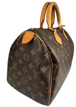 Load image into Gallery viewer, Louis Vuitton speedy 30 in monogram