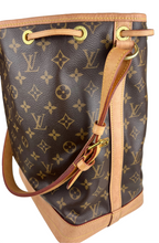 Load image into Gallery viewer, Louis Vuitton noe GM in monogram